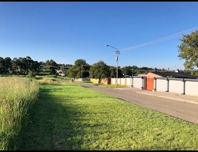 LAND FOR SALE IN KLIPPOORTJE